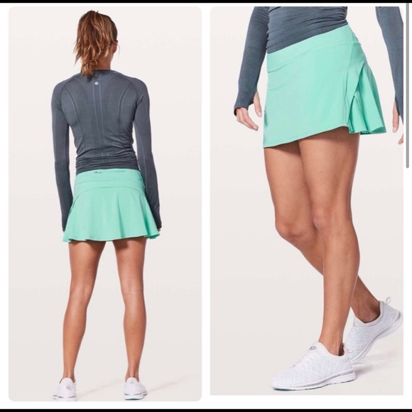 lululemon athletica Dresses & Skirts - Lululemon Play Off the Pleats Skirt